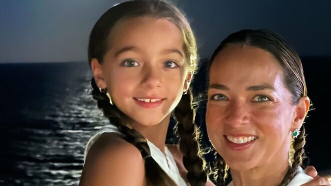 Adamari López y Alaïa