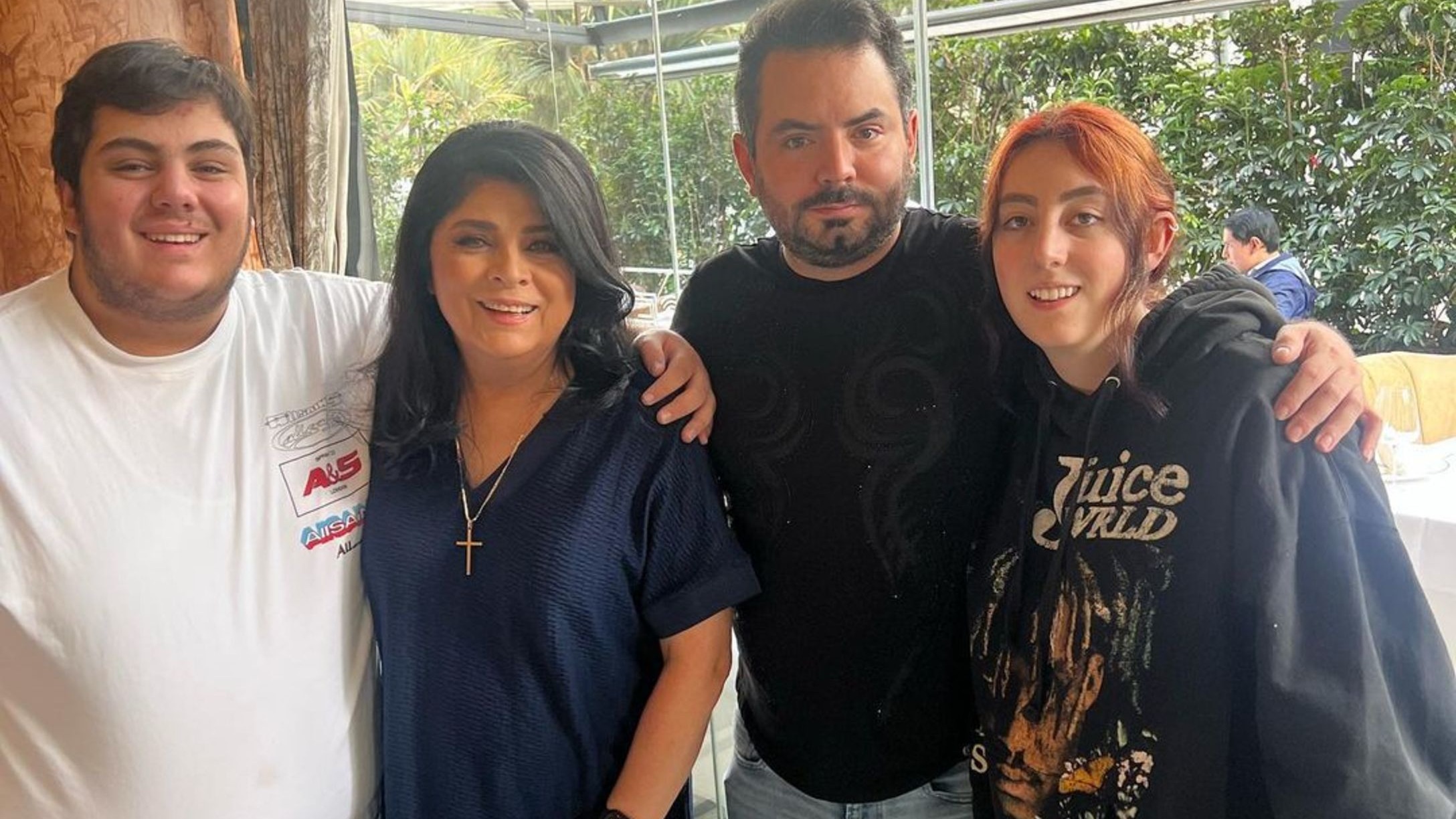 Victoria Ruffo e hijos