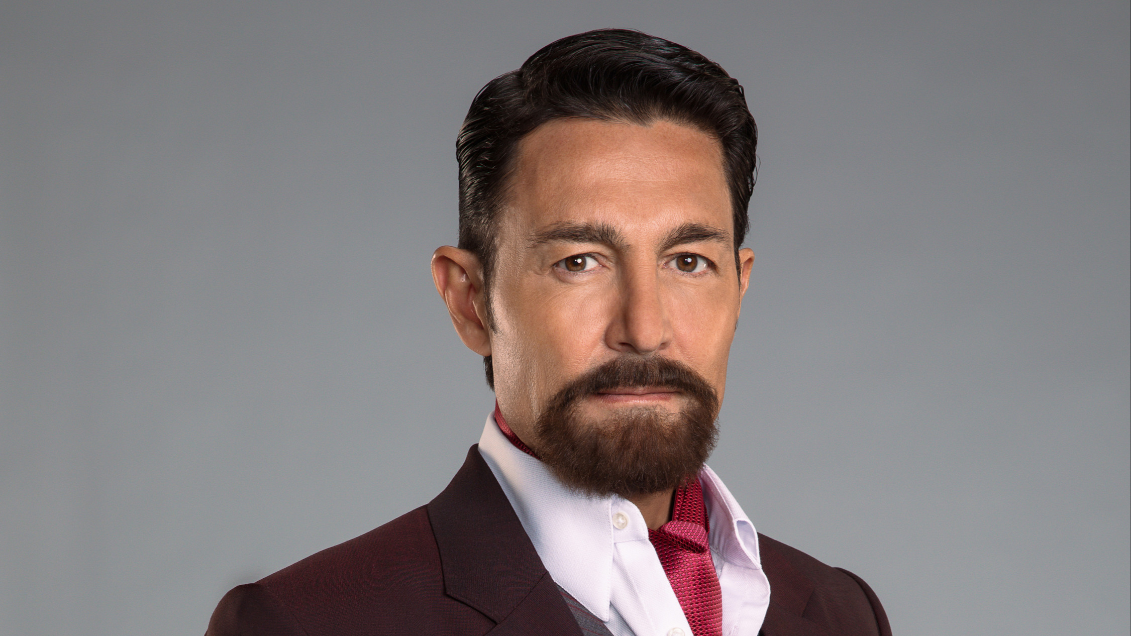 Fernando Colunga