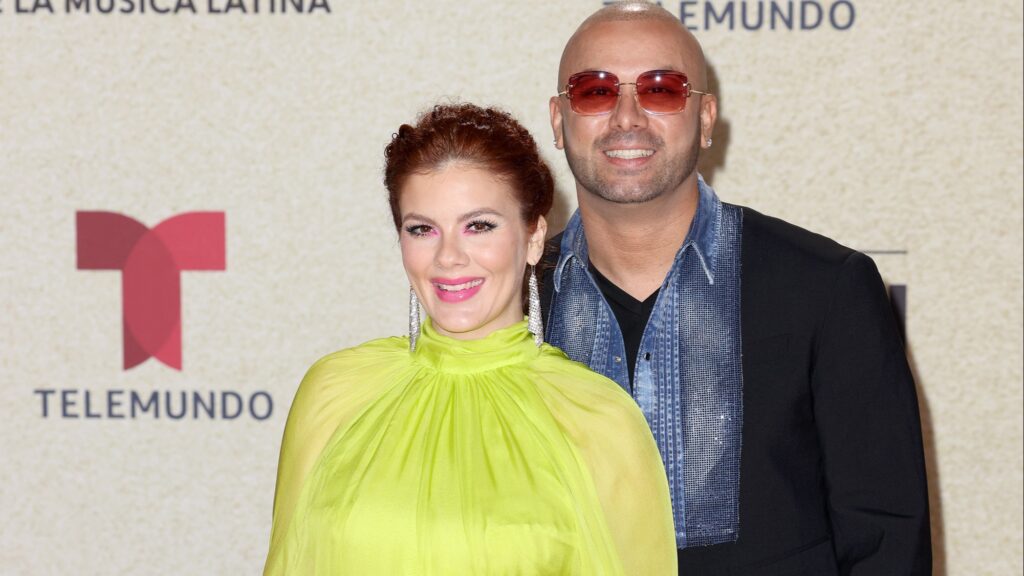 Wisin y su esposa