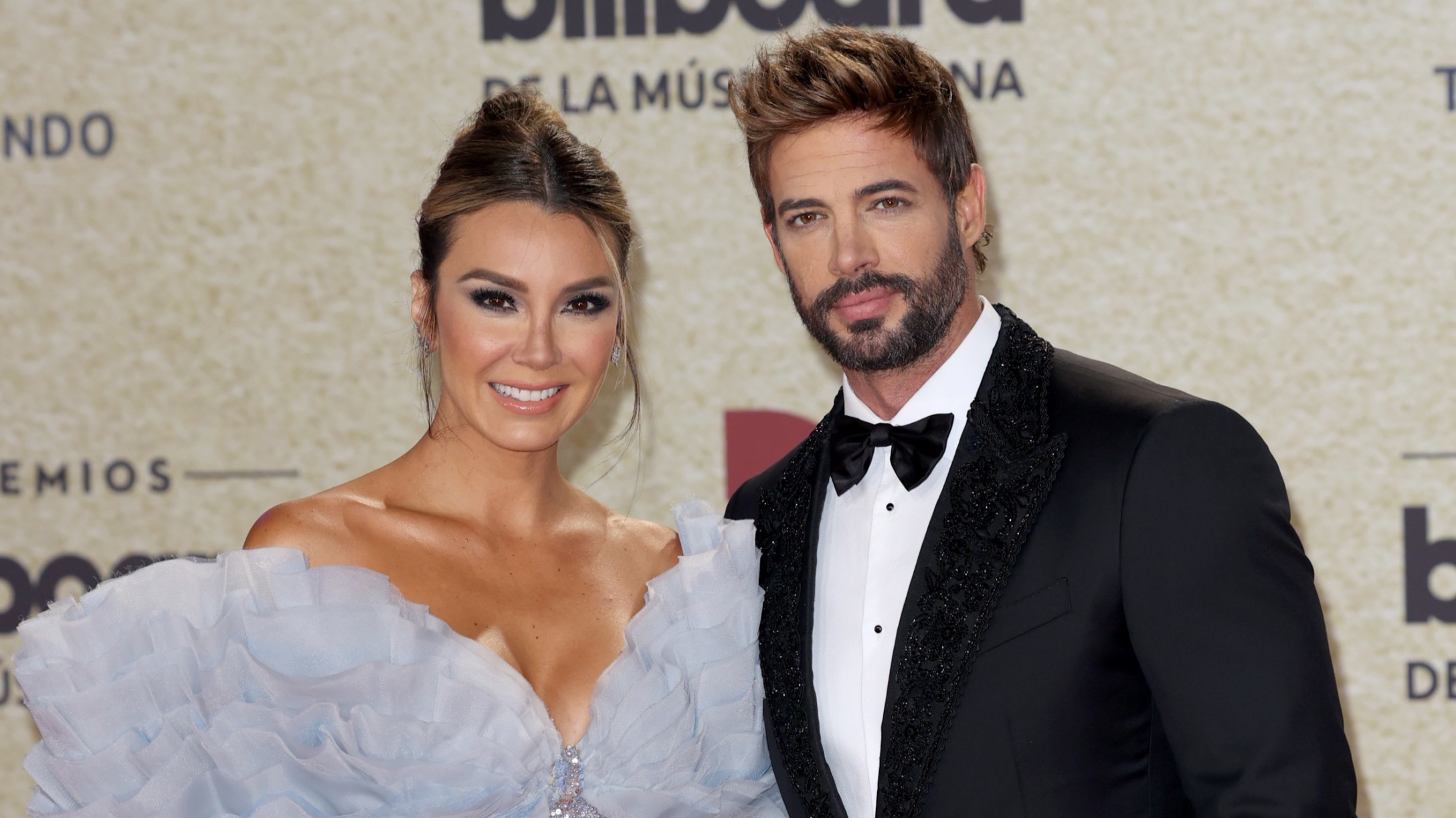 William Levy y Elizabeth Gutiérrez celebran juntos Año Nuevo