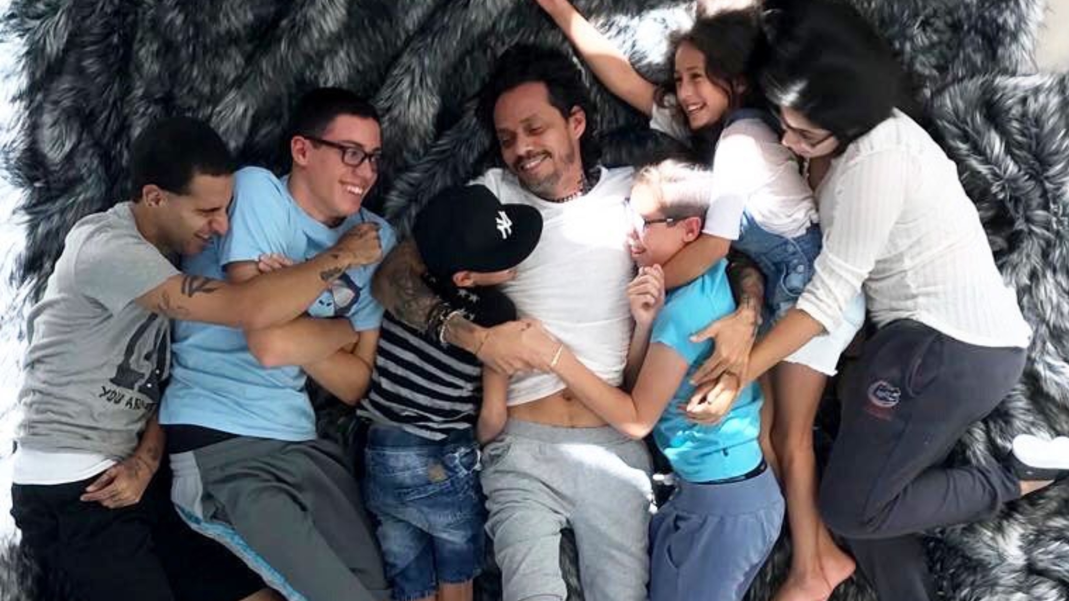 marc anthony con hijos