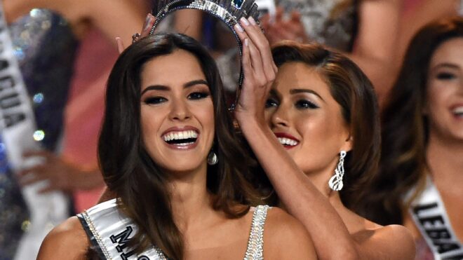 Paulina Vega and Gabriela Isler