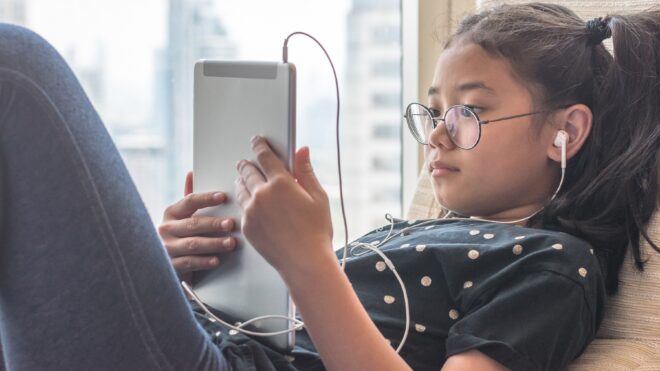 Child on tablet