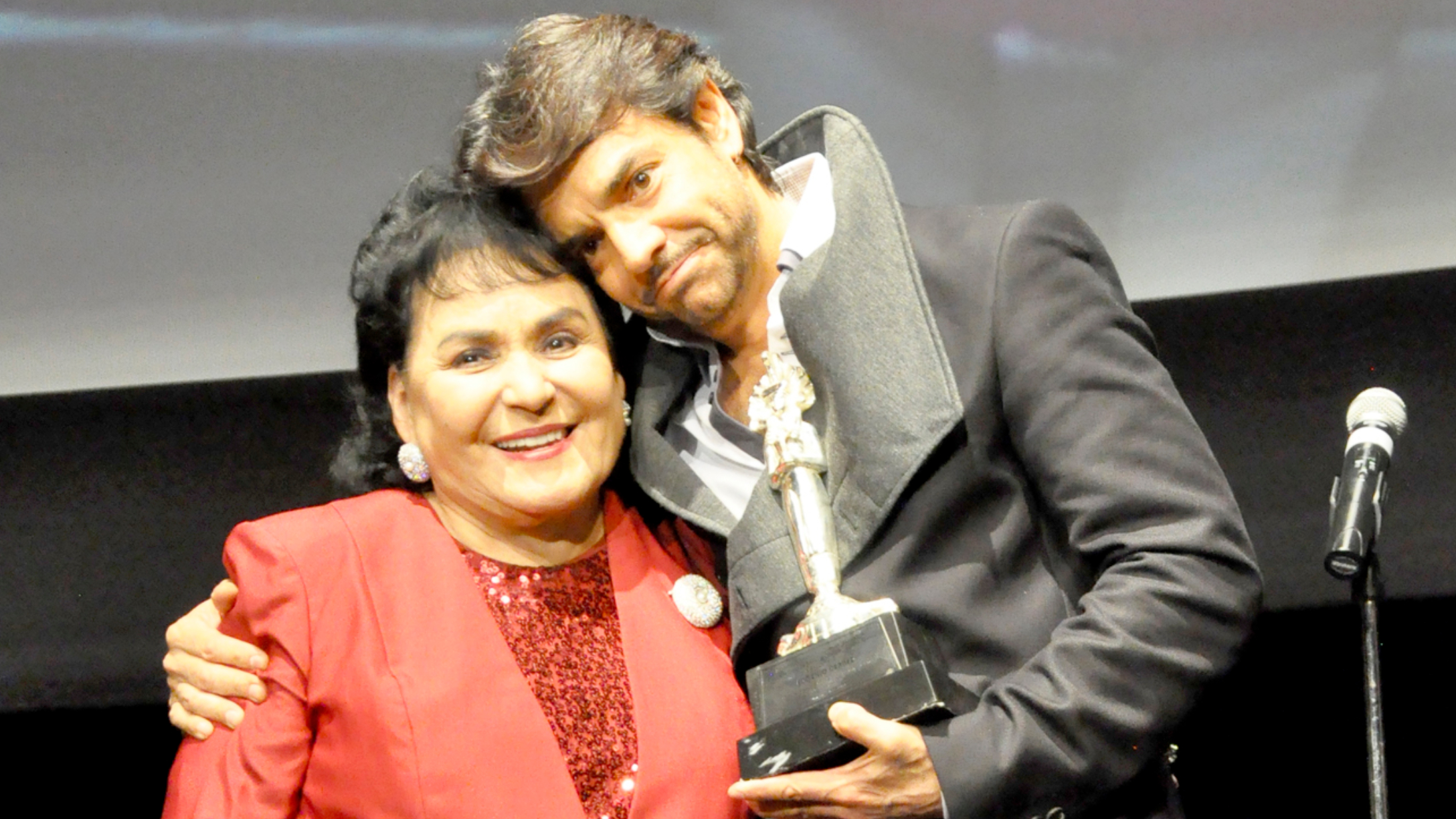 eugenio derbez con carmen salinas