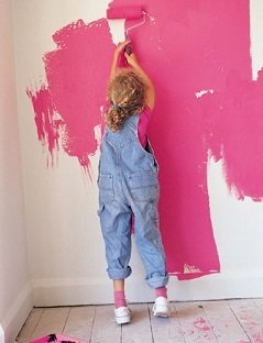 child painting