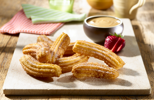 Churros with dulce de leche dip