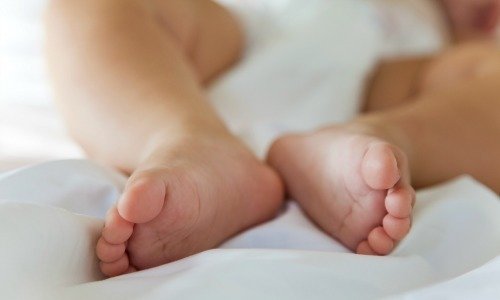 baby feet