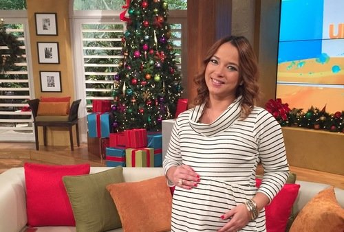 adamari lopez pregnant