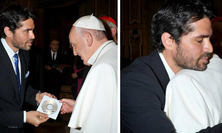 eduardo verastegui con el papa francisco