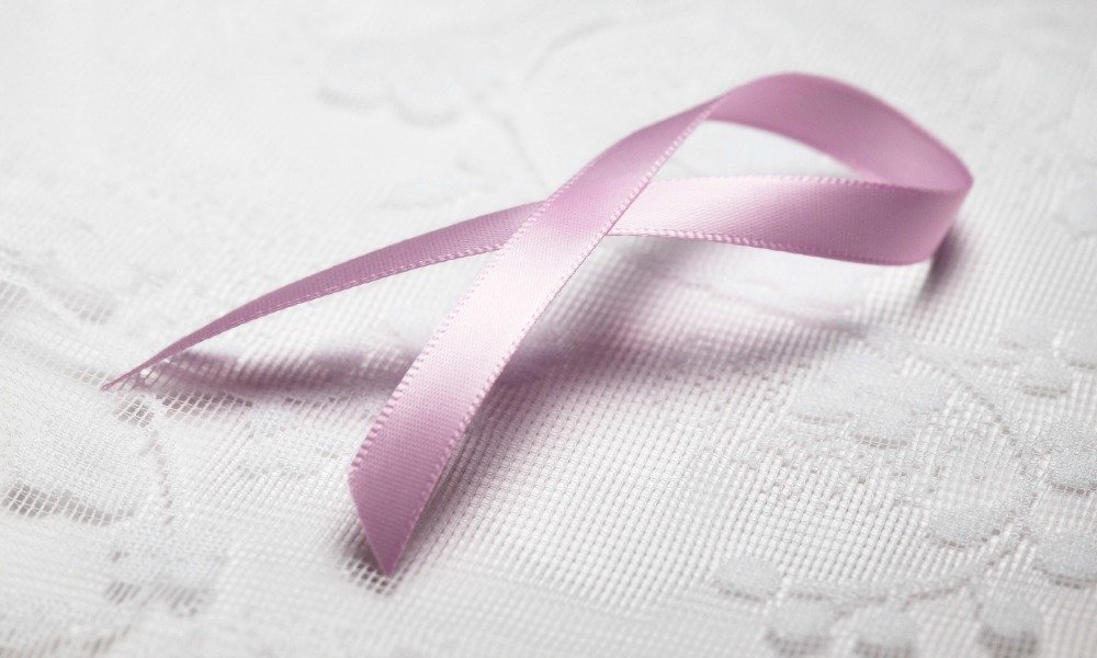 breast cancer ribbon