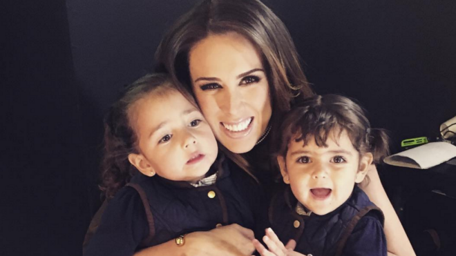 Jacqueline bracamontes y sus hijas