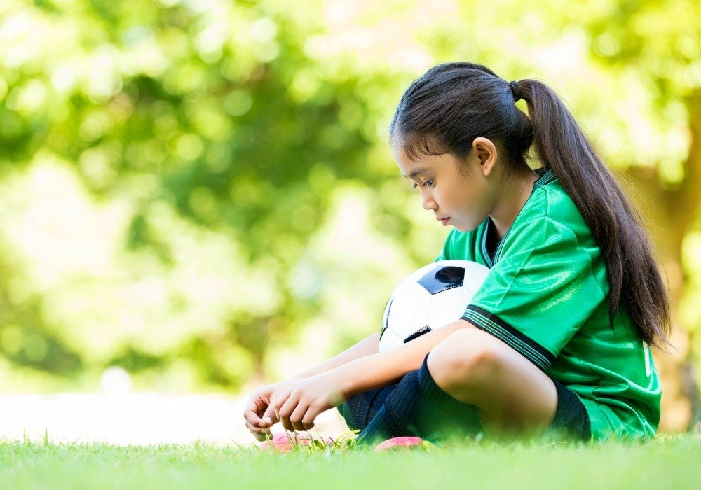 niña futbol