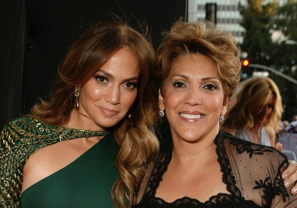 jlo and her mom