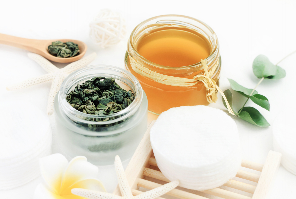 Green tea exract homemade facial tonic refreshing skin care