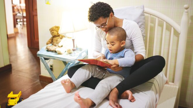 mom and child reading book