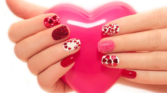 uñas para San Valentín