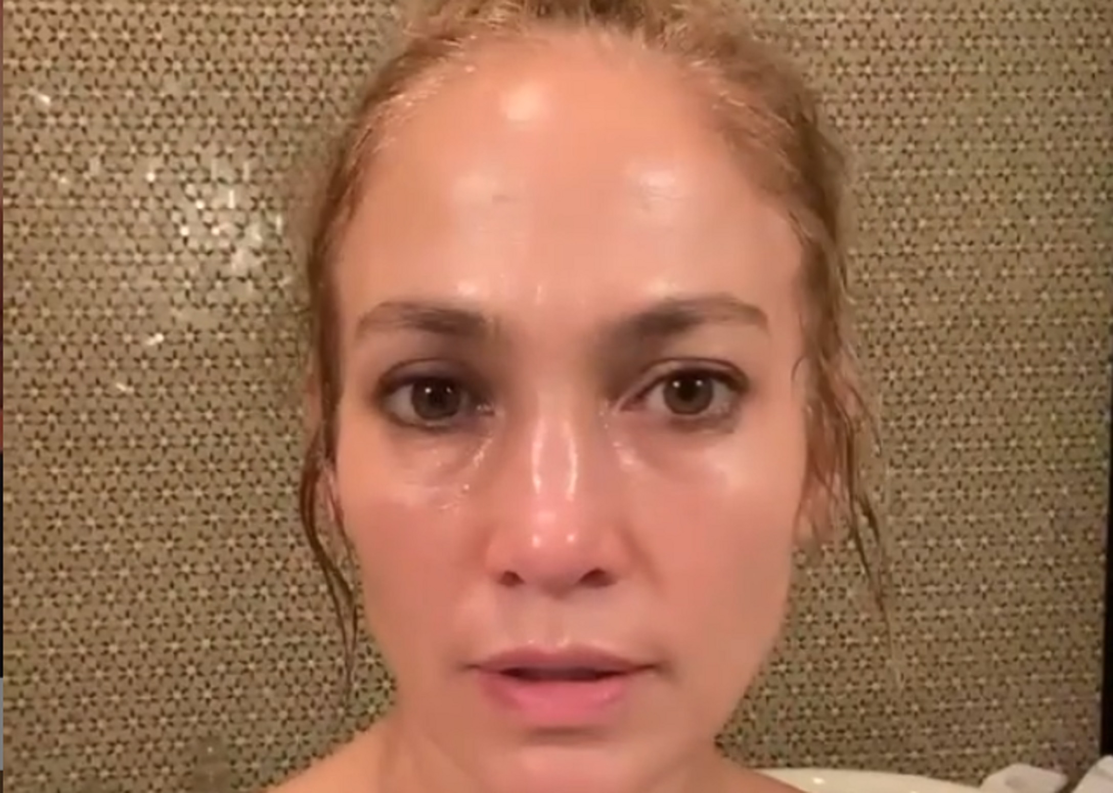 J.Lo no makeup instagram J.Lo beauty