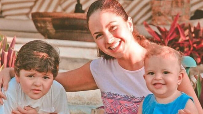 lucero con sus hijos