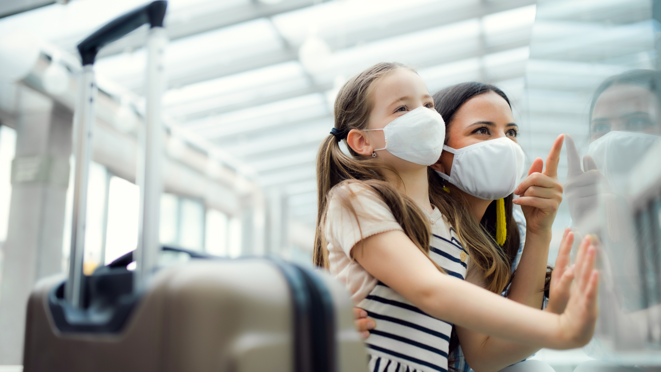 madre e hija viaje en pandemia