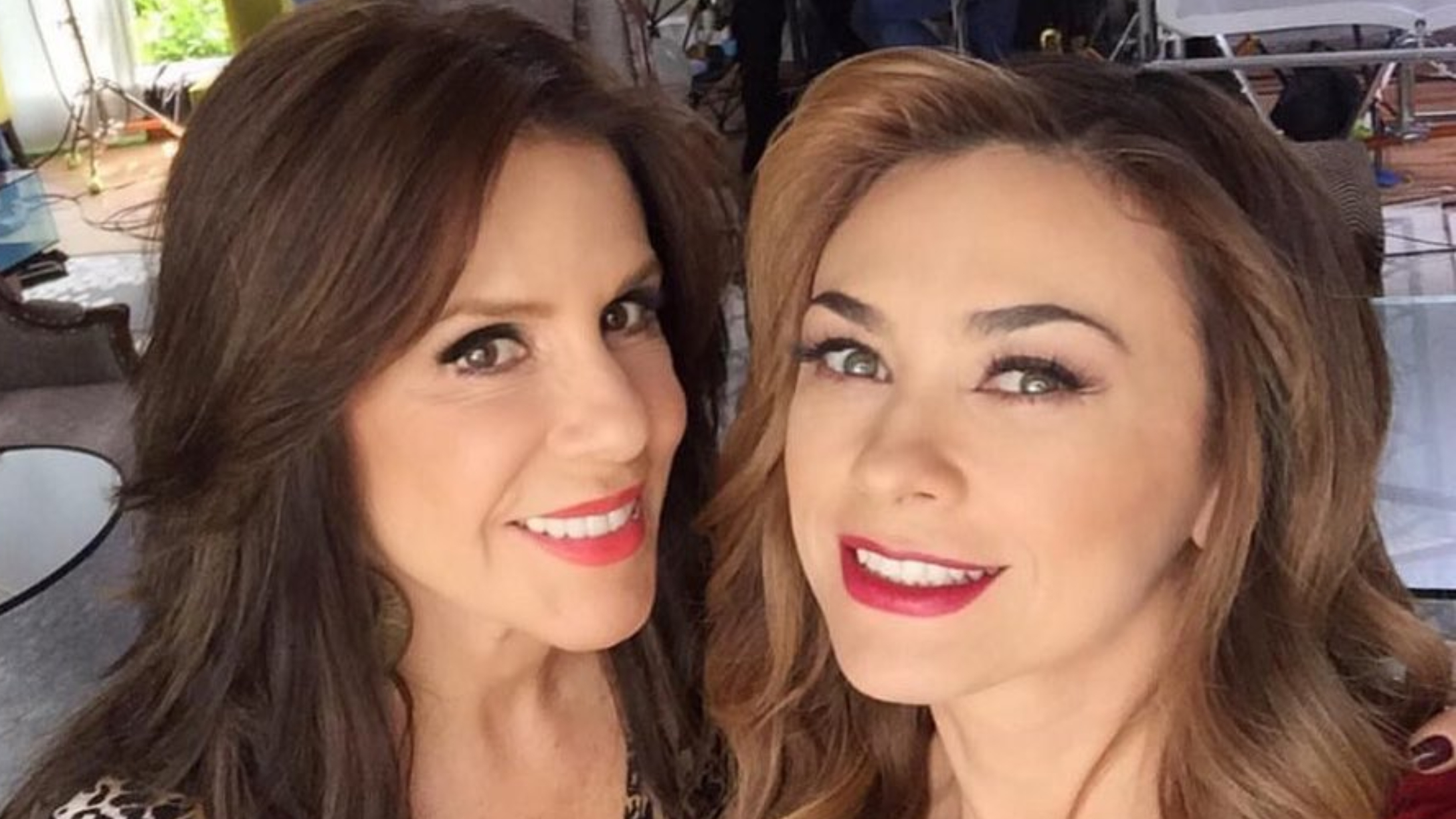 Rebecca Jones y Aracely Arámbula