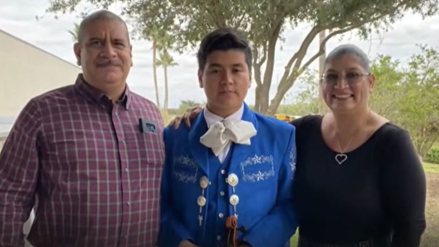 Xavier Piña y sus abuelos