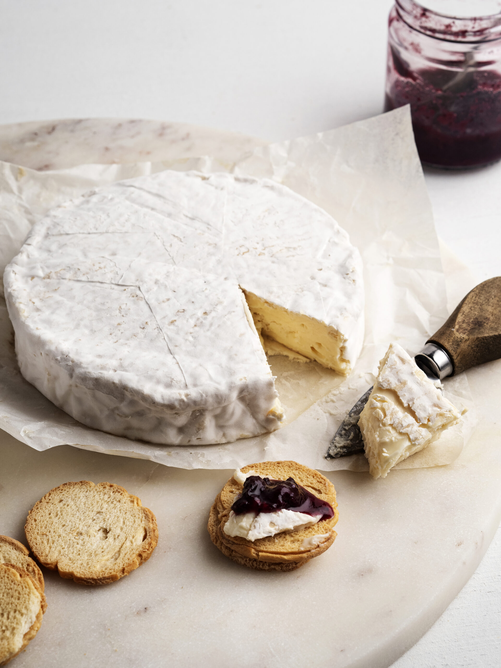 Camembert cheese, Brie Cheese, Artisan cheese