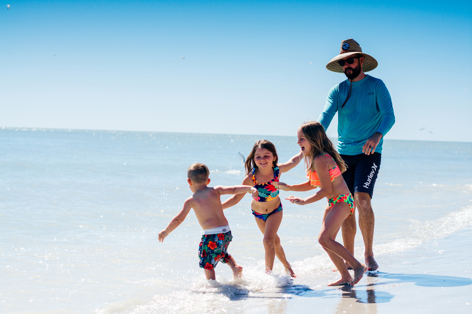 SANIBEL_FAMILY_BEACH-1.jpg