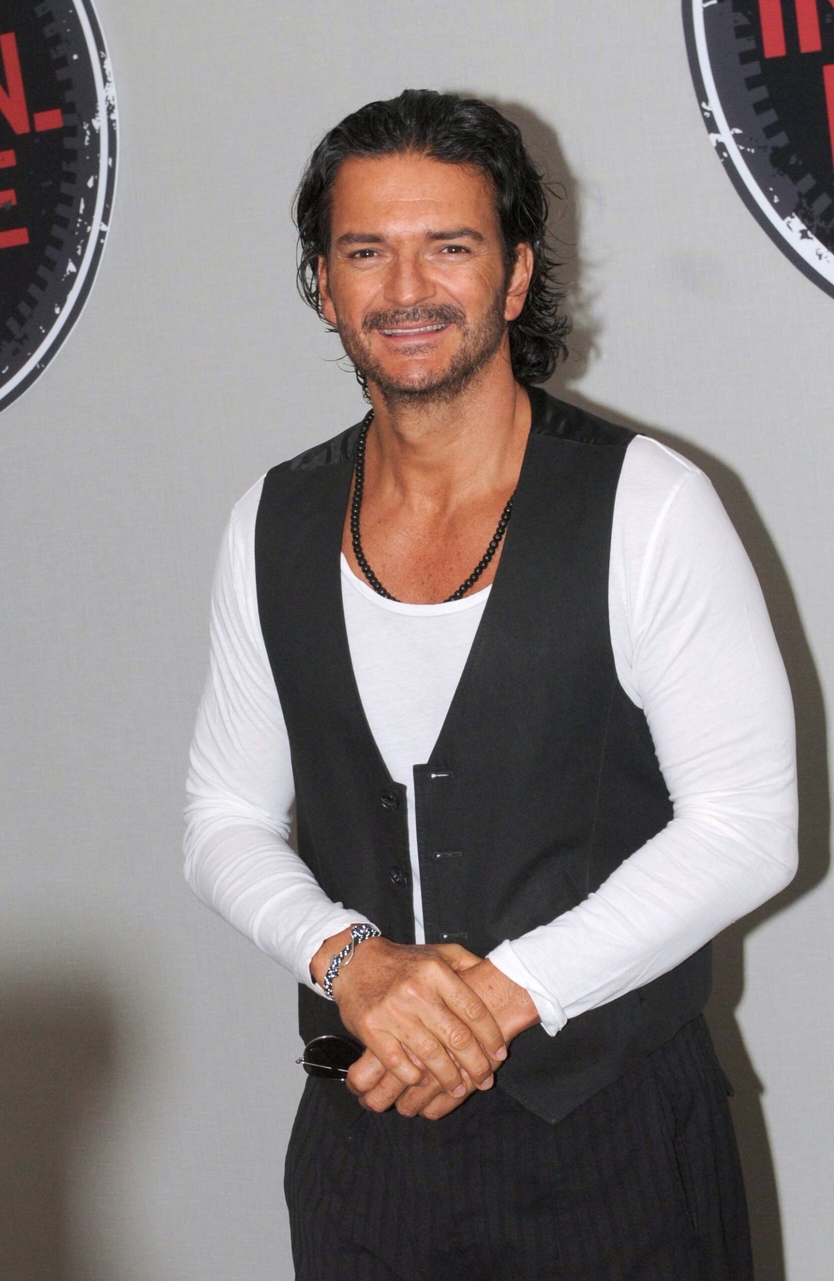 arjona-1.jpg