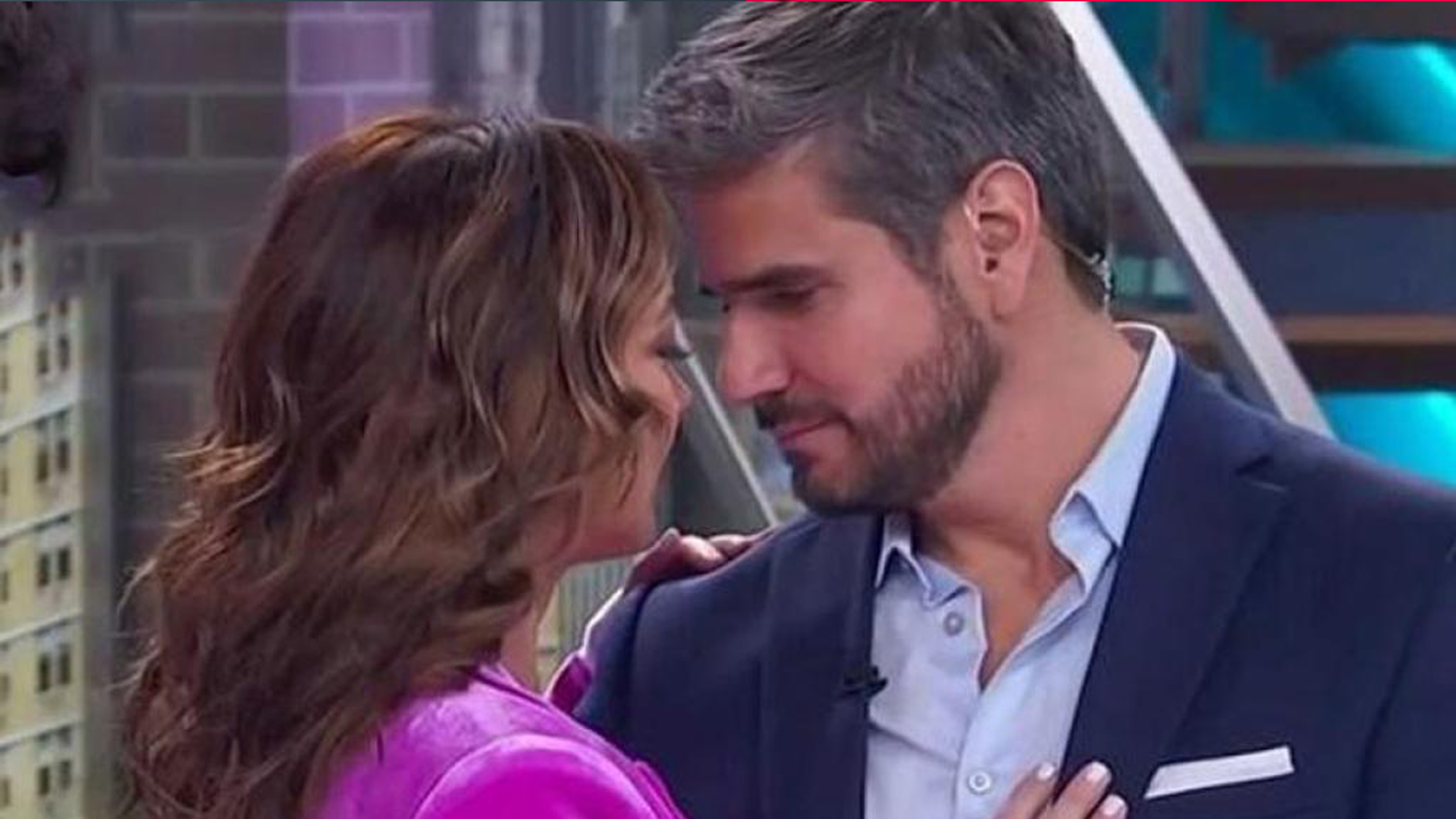 beso-adamari-daniel-arenas.jpg