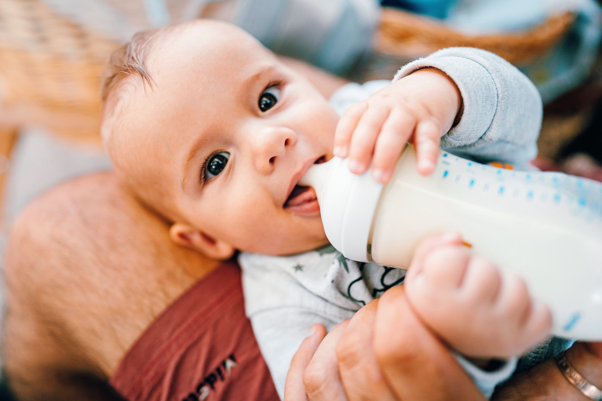 cute-portrait-of-little-baby-boy-with-milk-bottle_t20_YwYGGx-1.jpg