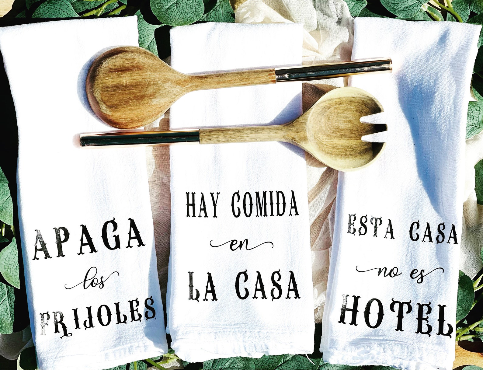 hay_comida_en_casa_towels-2.jpg