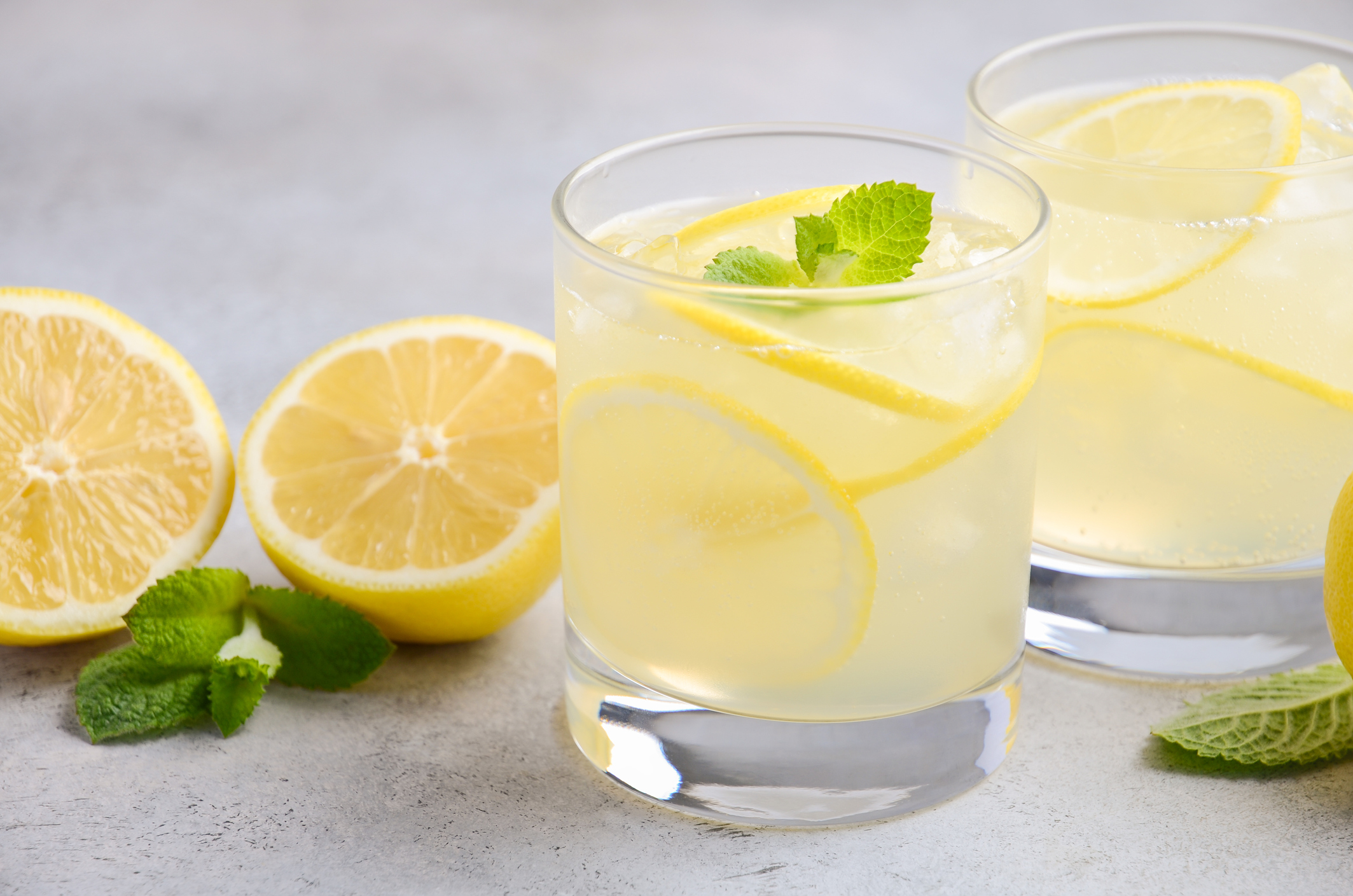 Lemon drop cocktail