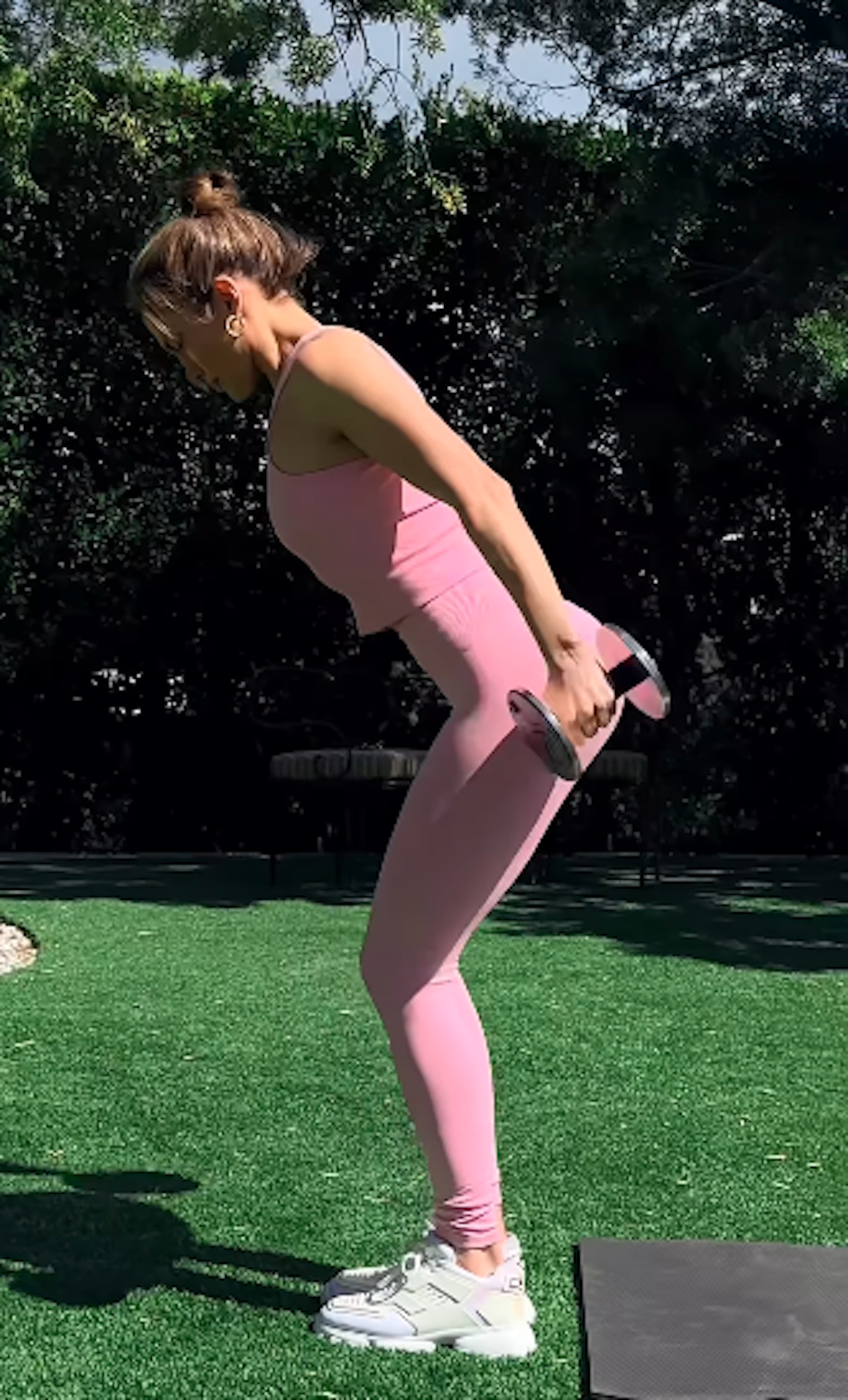 jlo-strenth-exercise.png