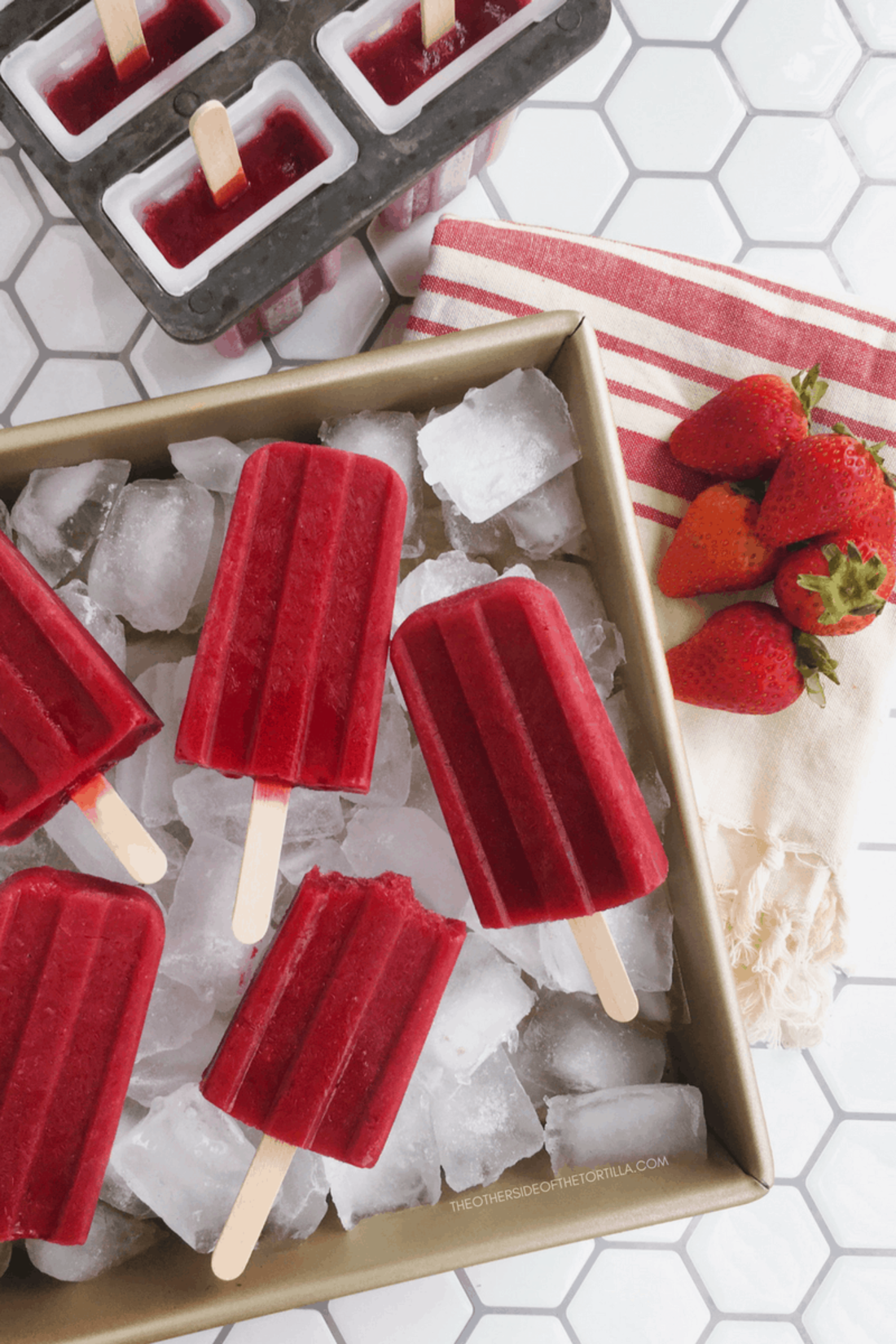 strawberry-hibiscus-popsicles.png