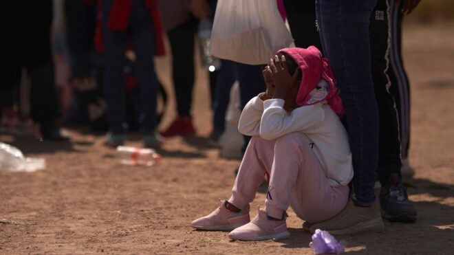 Niña migrante