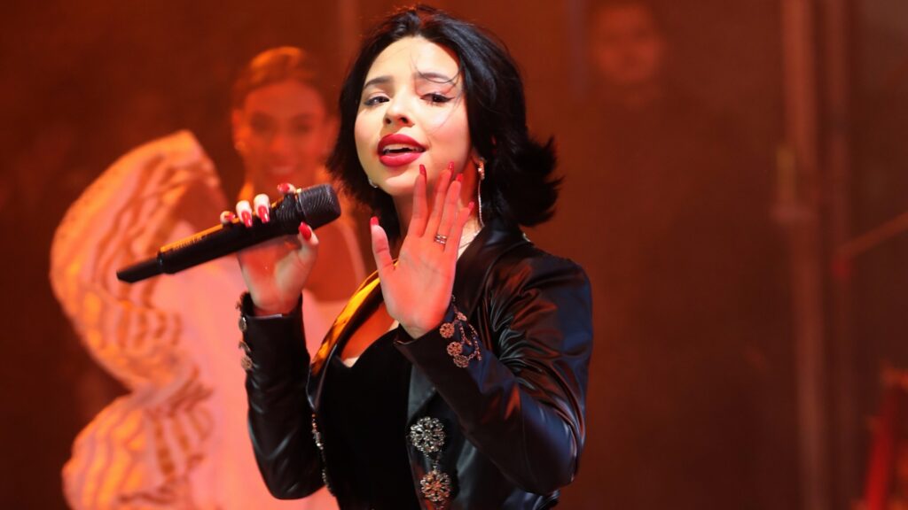 Ángela Aguilar toma drástica decisión y borra todo su pasado con Christian Nodal