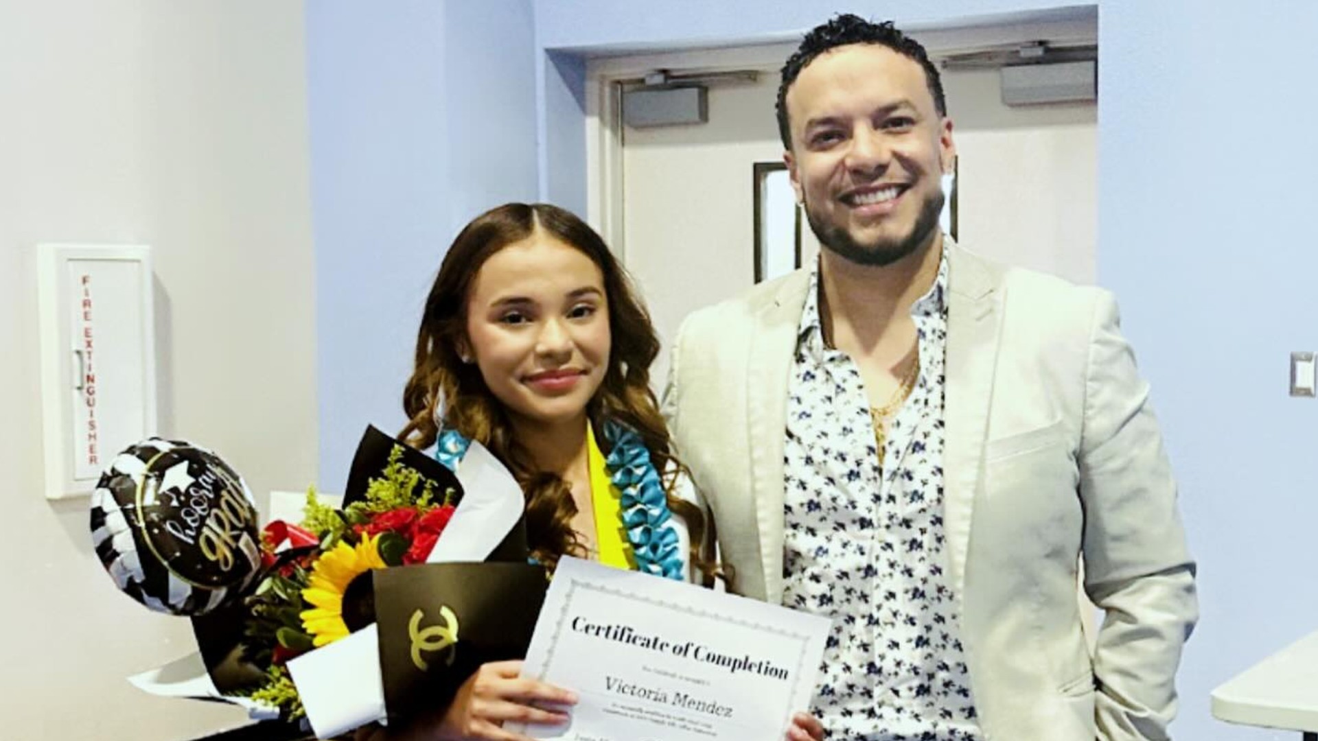 Este fue el increíble regalo que le dio Lorenzo Méndez a su hija para celebrar sus XV Años