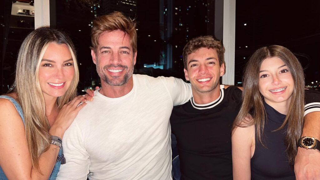 Filtran foto de William Levy y Elizabeth Gutiérrez juntos días antes del arresto