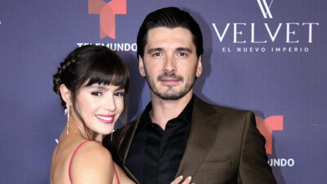 Samantha Siqueiros y Yon González