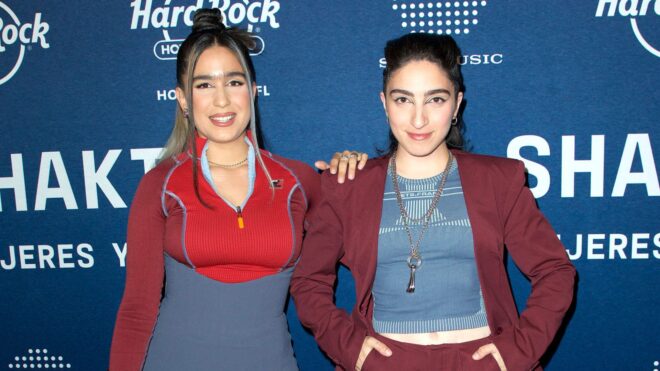 Emily Estefan y su novia.