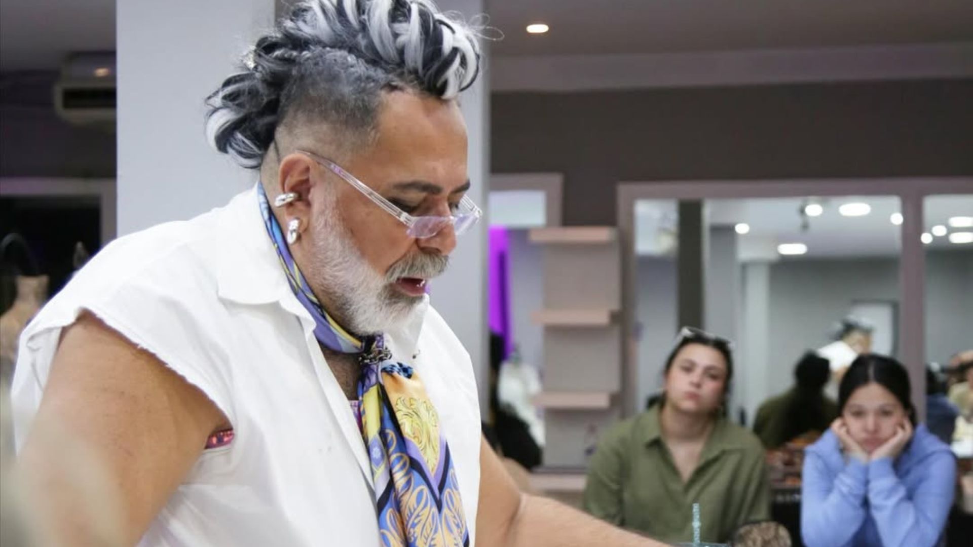 Diseñador Héctor Terrones.