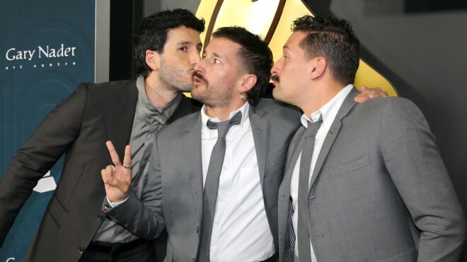 Sebastián Yatra y Mau y Ricky