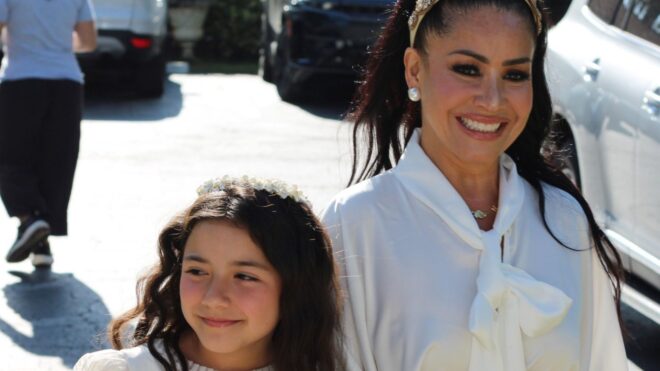 Amalia Victoria y Carolina Sandoval